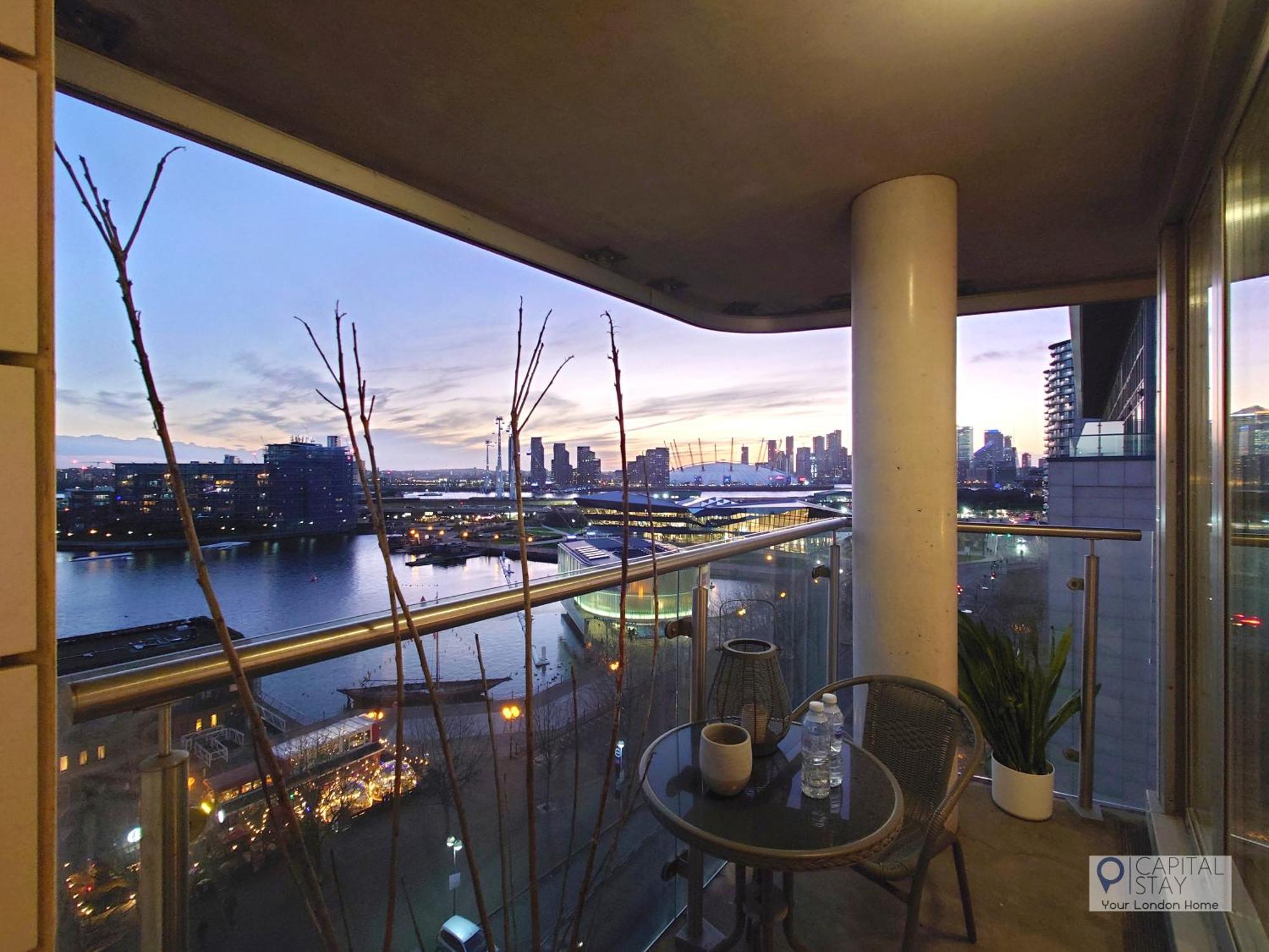 Deluxe Two Bed Apartment With River & City View London Eksteriør bilde